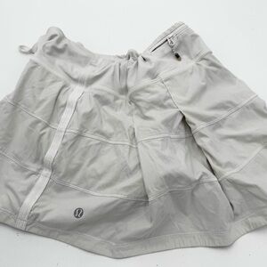 Lululemon Athletica White Mini Skater Skirt small tennis pro